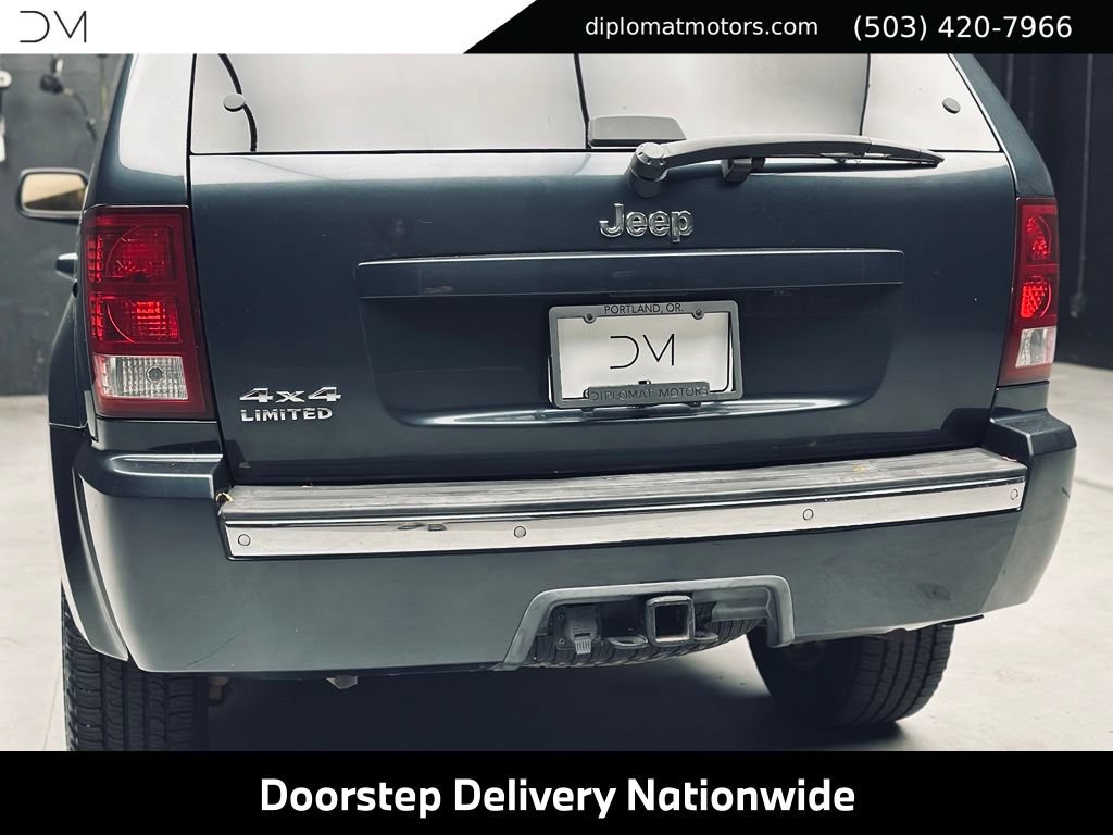 Used 2007 Jeep Grand Cherokee Limited w/ Trailer Tow Group IV AWD/4WD image 16