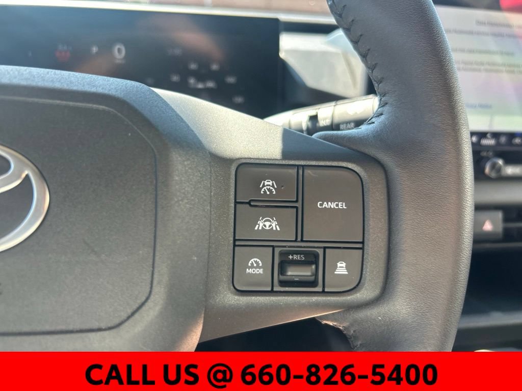 Used 2026 Toyota RAV4 XLE Premium AWD/4WD image 17
