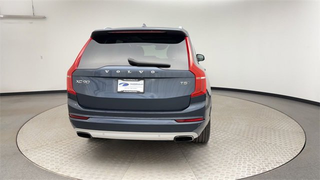 Used 2020 Volvo XC90 T5 Momentum image 3