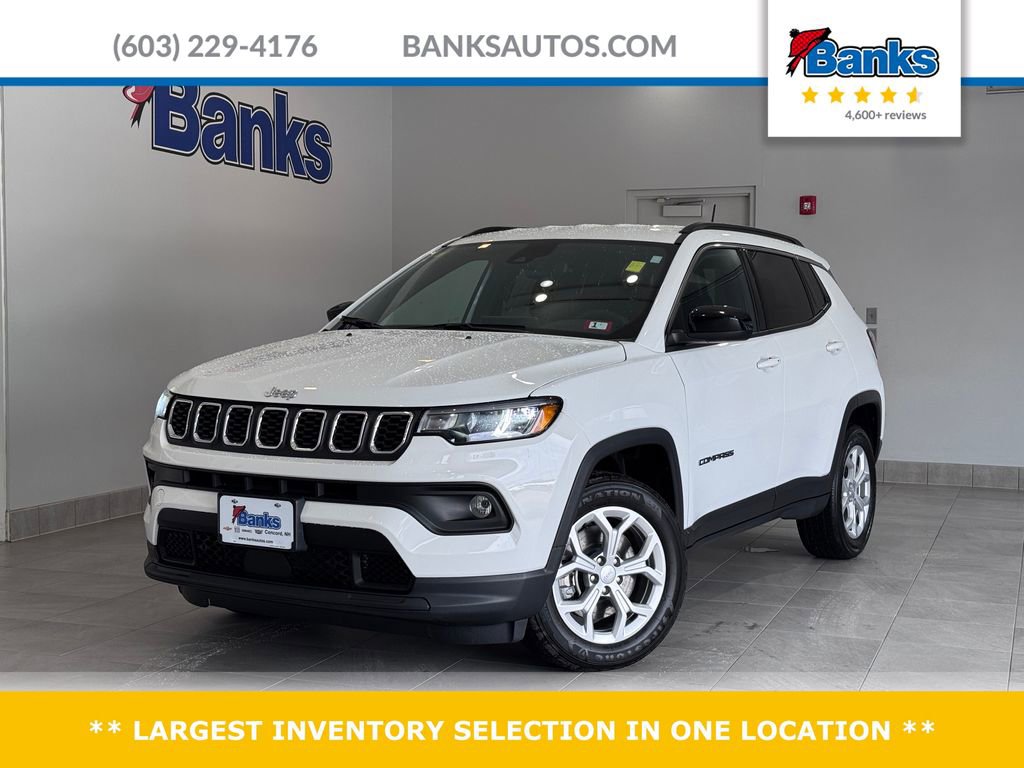 Used 2024 Jeep Compass Latitude image 1