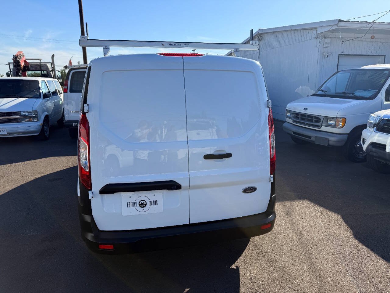 Used 2022 Ford Transit Connect XL FWD image 7