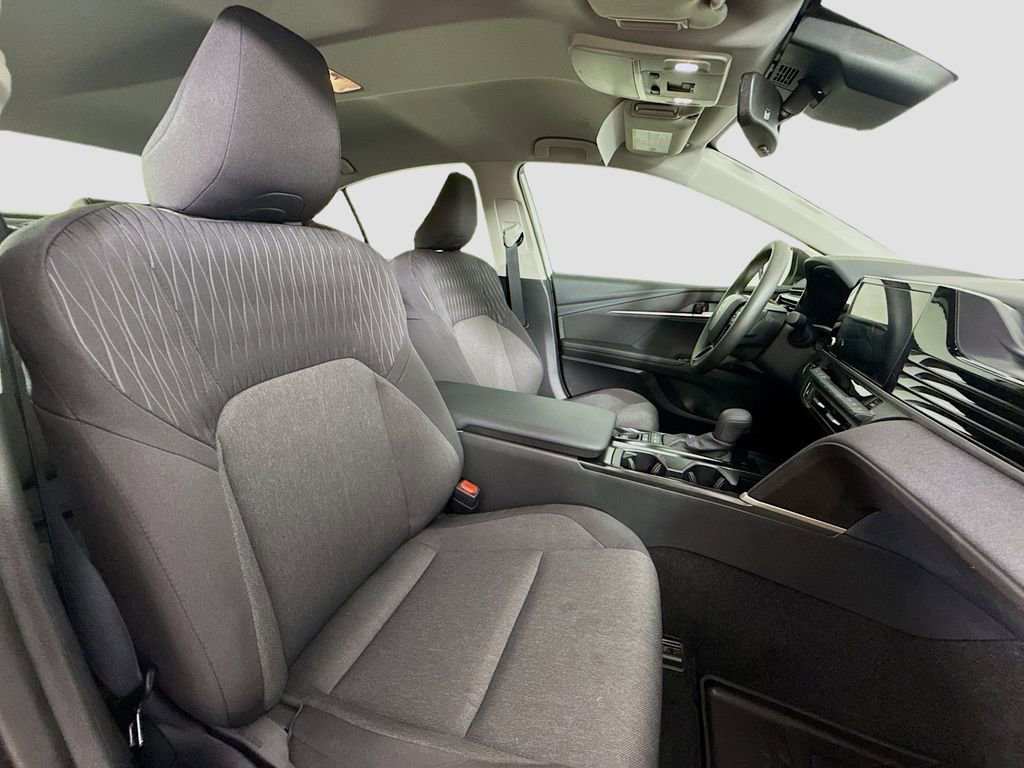 Certified 2025 Toyota Camry LE image 17