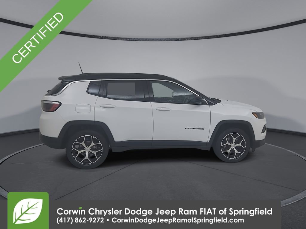 Used 2024 Jeep Compass Limited image 16