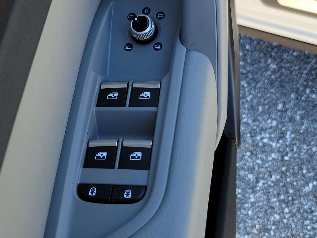 Certified 2023 Audi Q5 2.0T Premium w/ Convenience Package image 21