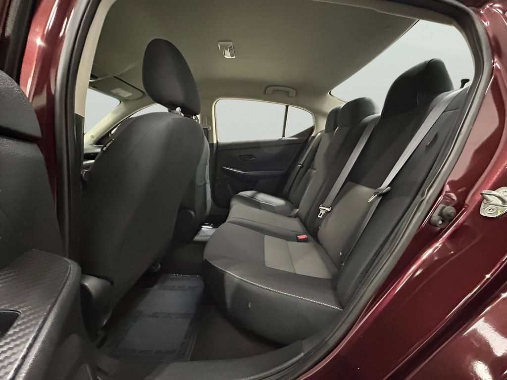Used 2024 Nissan Sentra SV FWD image 21