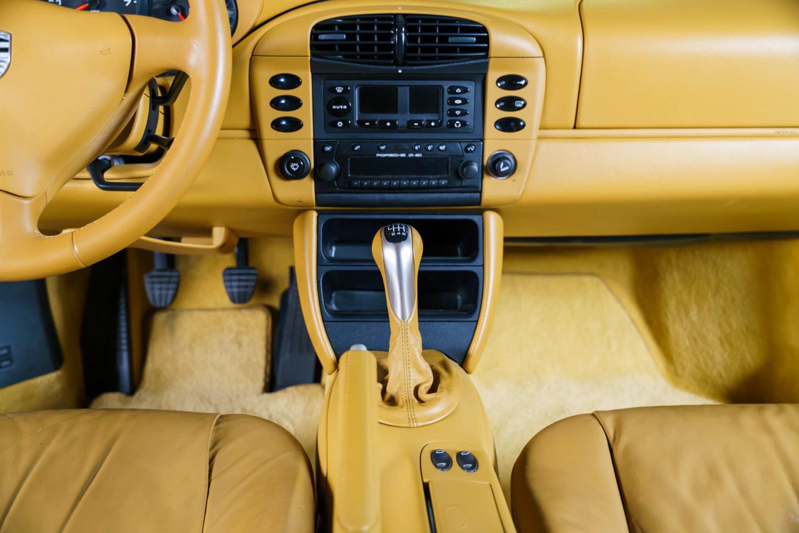 Used 2000 Porsche 911 Carrera image 74