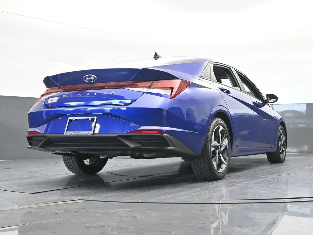 Used 2023 Hyundai Elantra SEL w/ Convenience Package FWD image 57