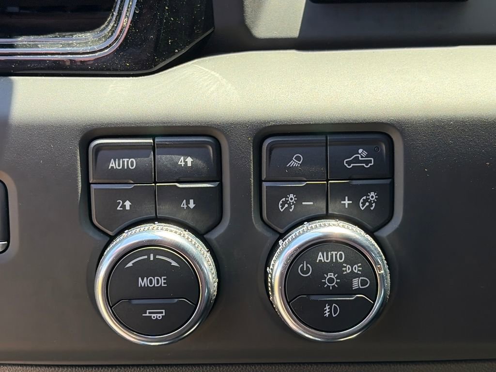 Used 2023 GMC Sierra 1500 AT4 w/ AT4 Premium Package AWD/4WD image 24