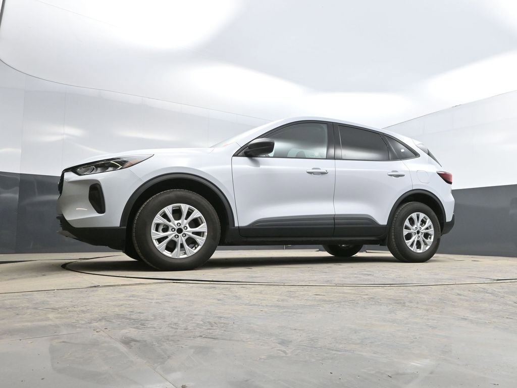 Used 2025 Ford Escape Active image 32