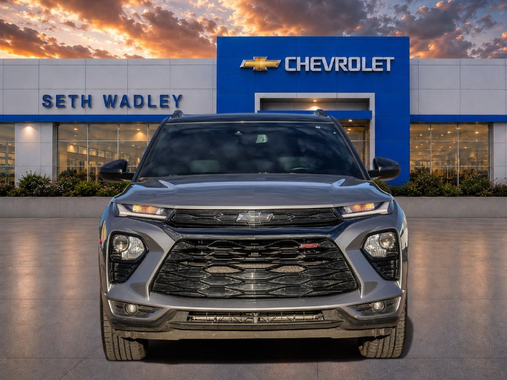 Used 2023 Chevrolet TrailBlazer RS w/ Convenience Package FWD image 2