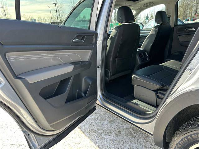 Used 2023 Volkswagen Atlas SEL image 17