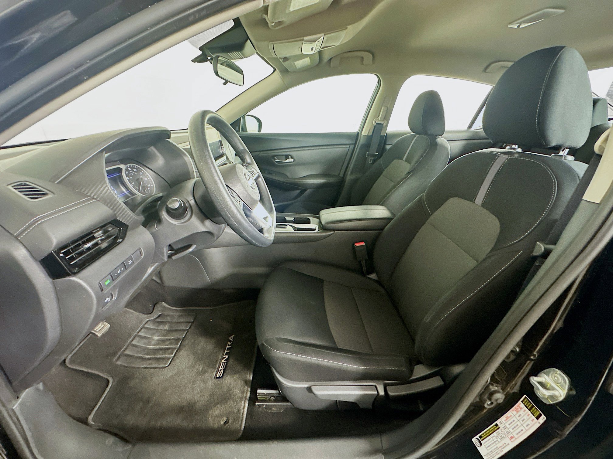 Used 2024 Nissan Sentra SV image 13