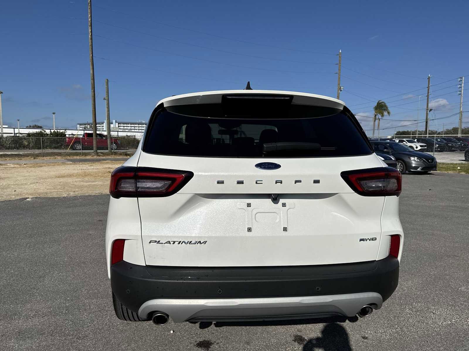 Used 2023 Ford Escape Platinum image 5