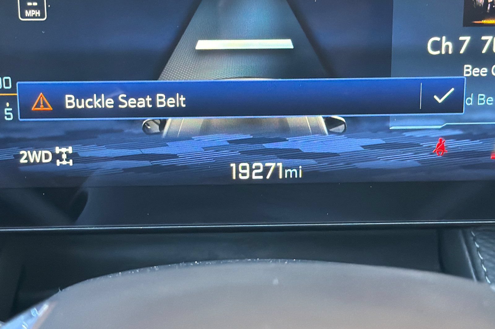 Used 2025 Chevrolet Equinox LT AWD/4WD image 38