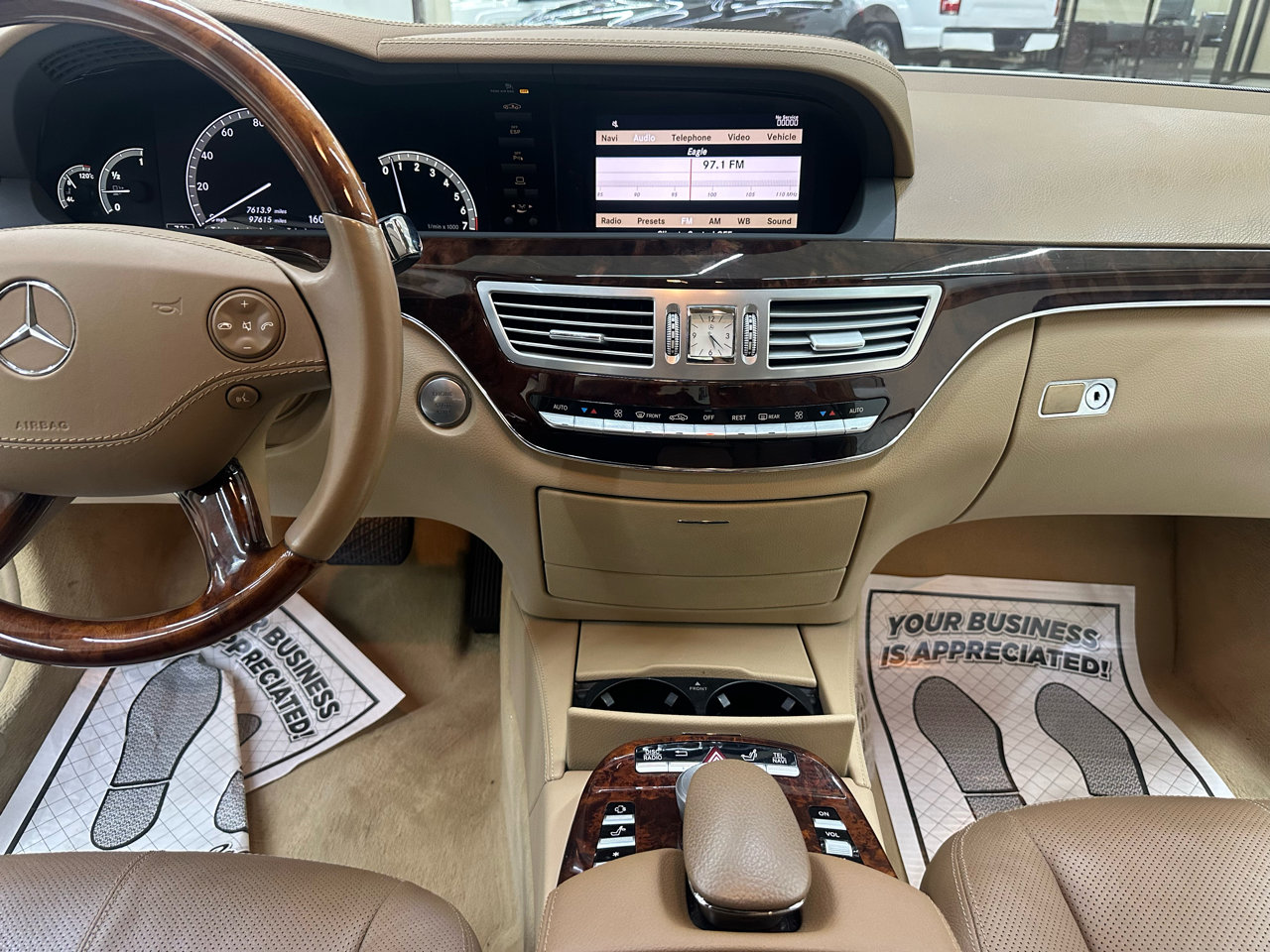 Used 2008 Mercedes-Benz S 550 w/ P3 Pkg image 24