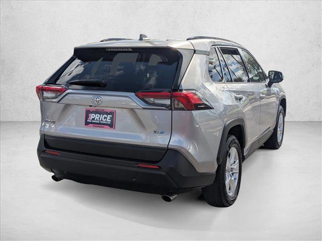 Used 2019 Toyota RAV4 XLE w/ Convenience Package image 5