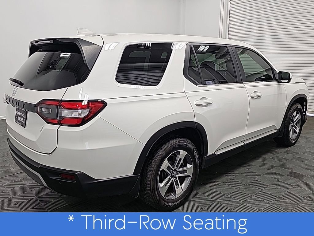 Used 2025 Honda Pilot EX-L image 9