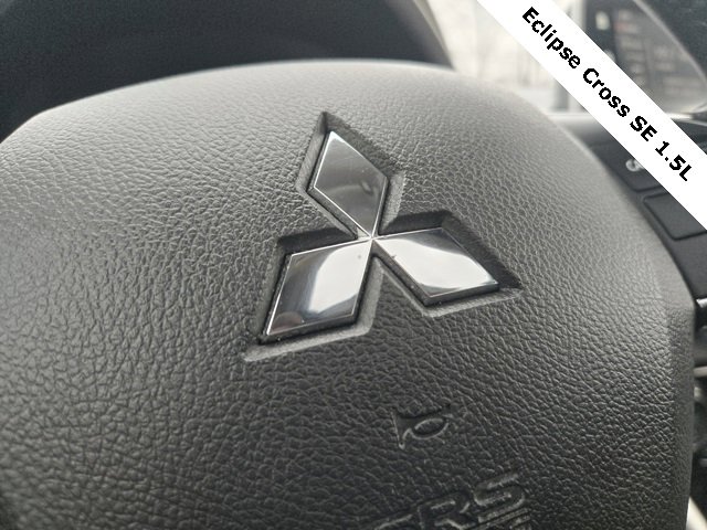 Used 2020 Mitsubishi Eclipse Cross SE image 30