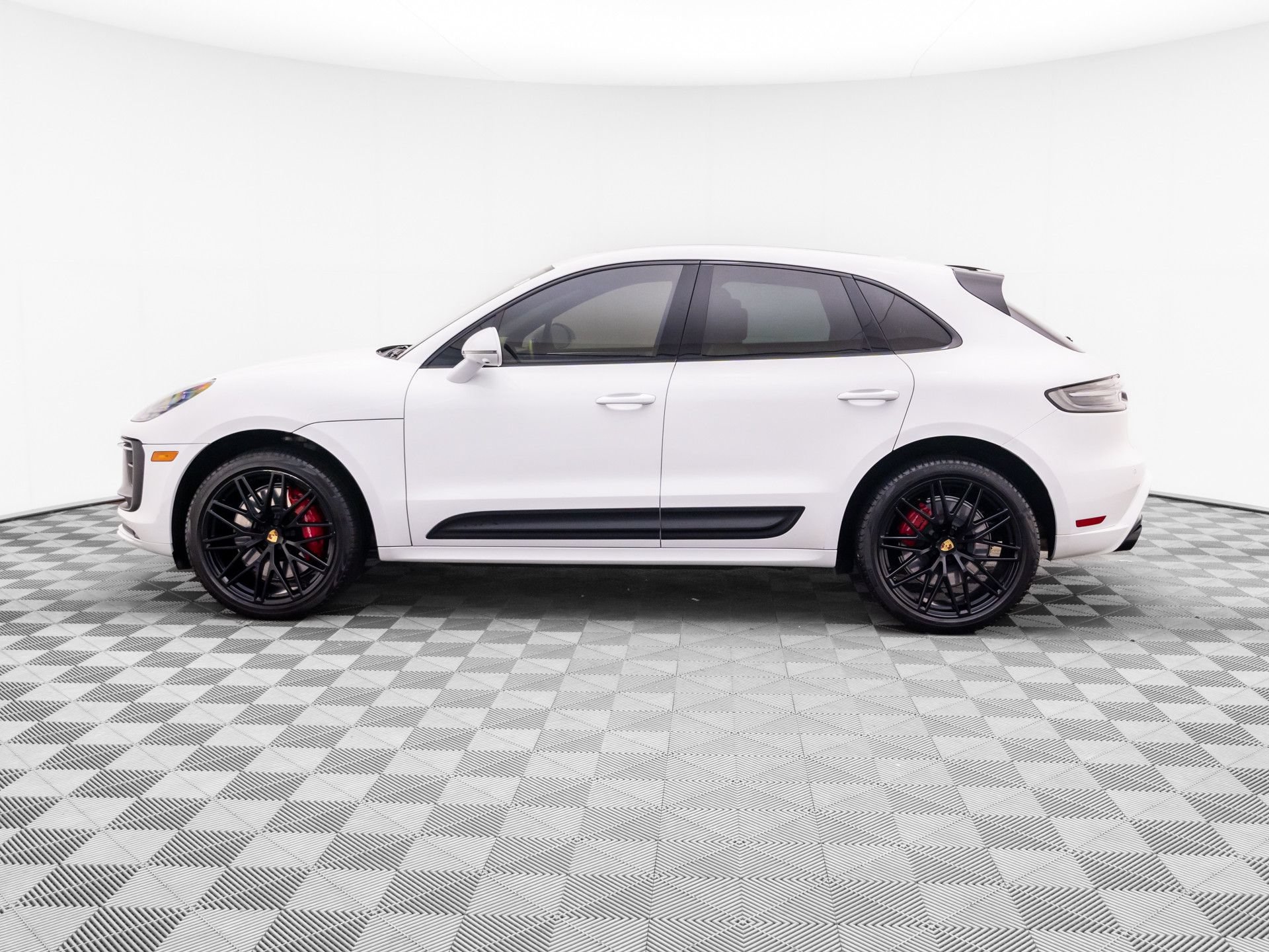 Used 2023 Porsche Macan GTS AWD/4WD video 2
