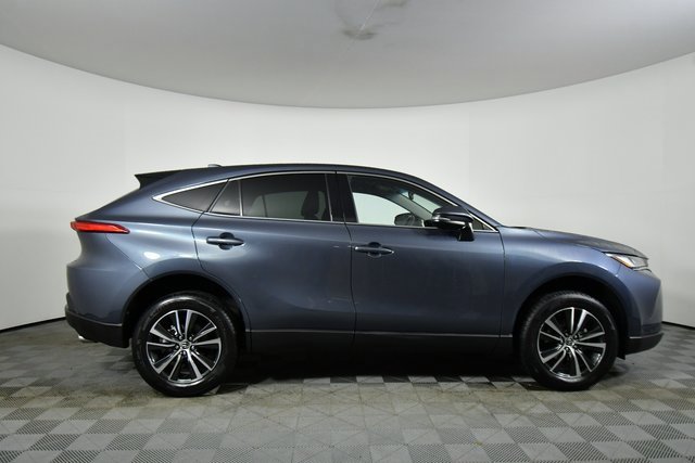 Used 2024 Toyota Venza LE image 15