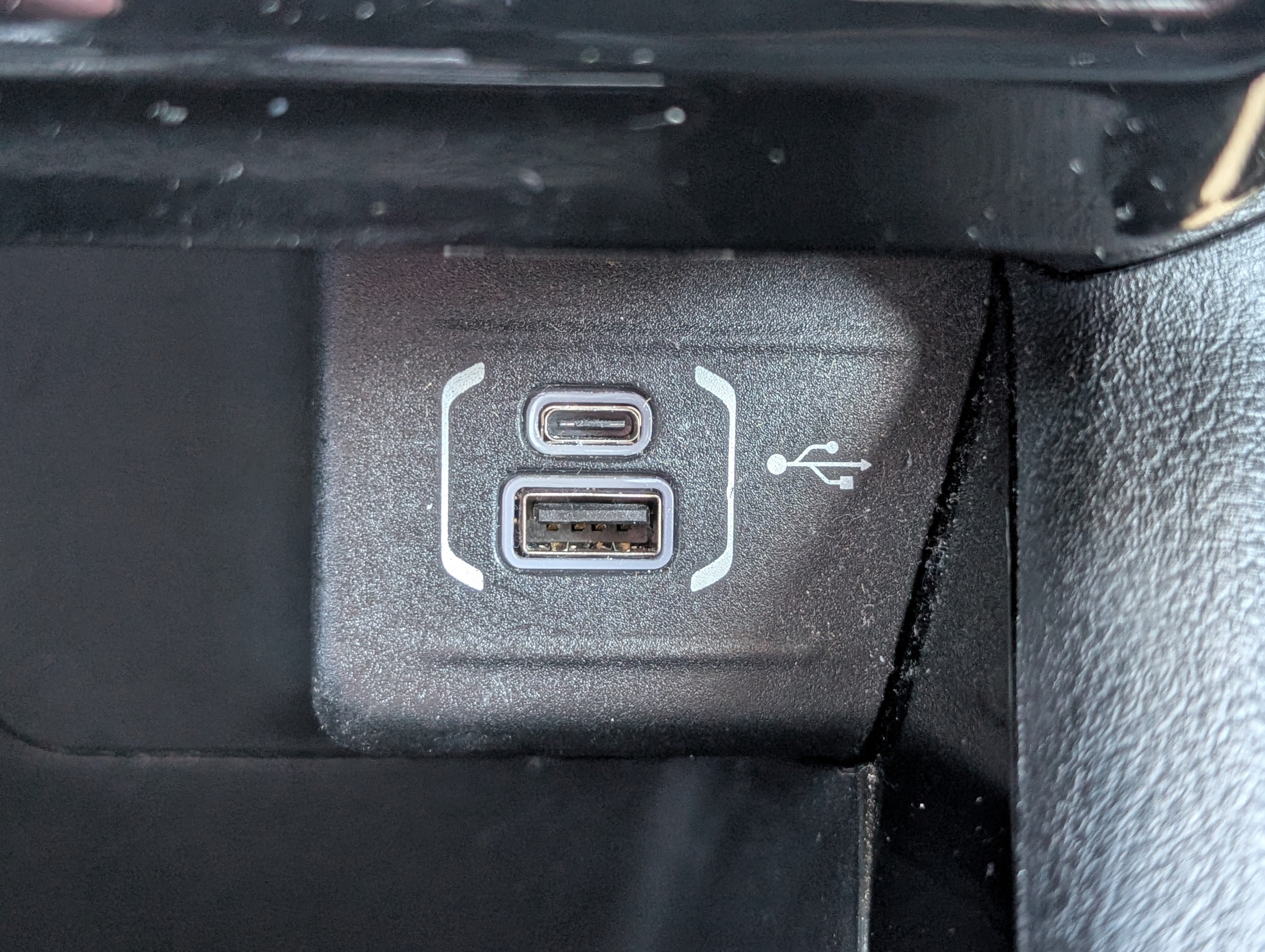 Used 2022 Jeep Compass Trailhawk w/ Sun and Sound Group AWD/4WD image 19