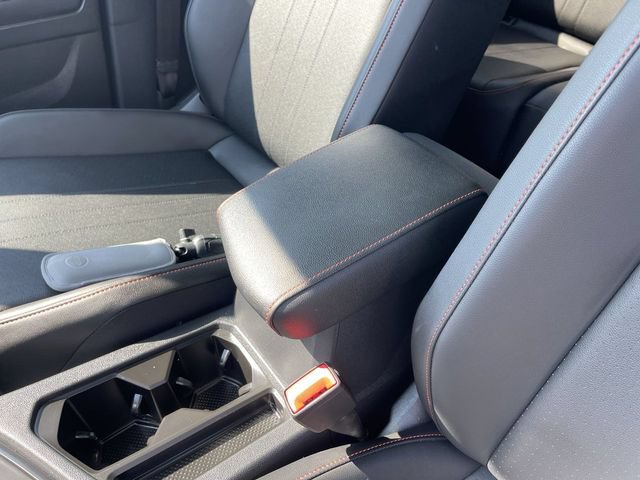 Used 2024 Volkswagen Tiguan Wolfsburg Edition w/ Panoramic Sunroof Package AWD/4WD image 20