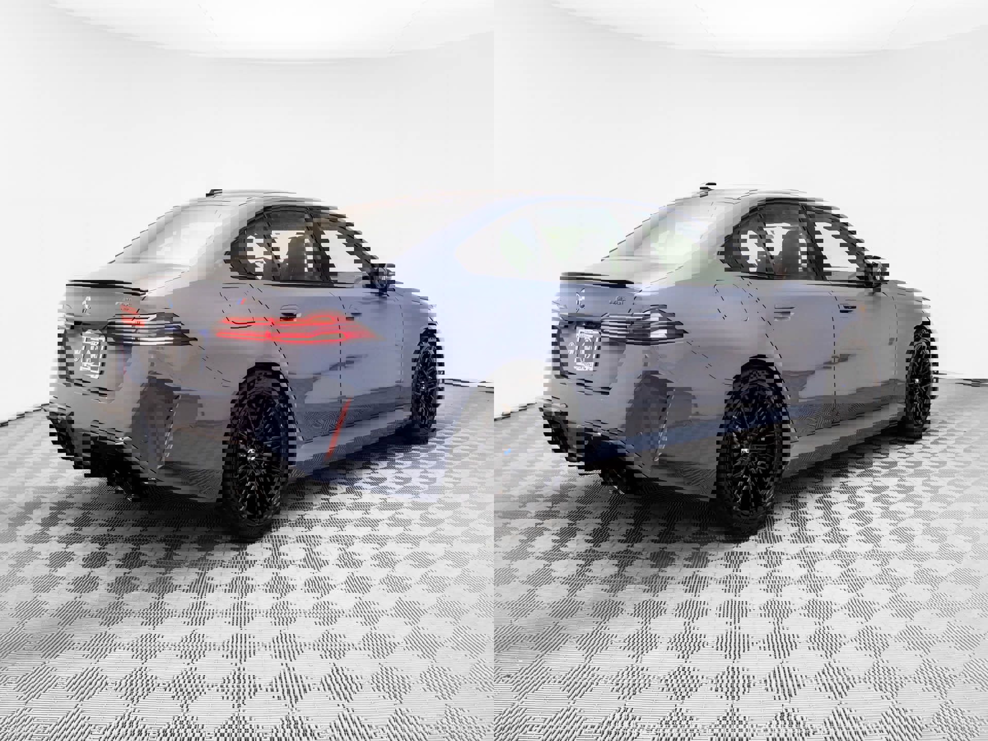 New 2026 BMW M5 w/ Carbon Package image 6