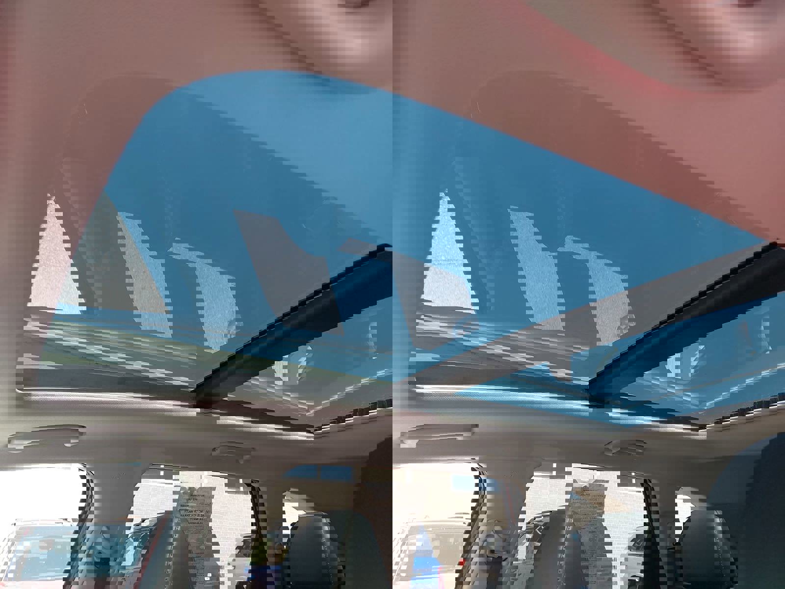 Used 2024 Kia Sorento S w/ Panoramic Sunroof Package FWD image 32