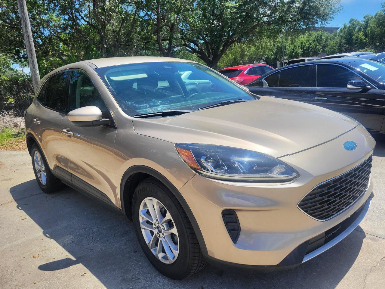 Used 2020 Ford Escape SE FWD image 76