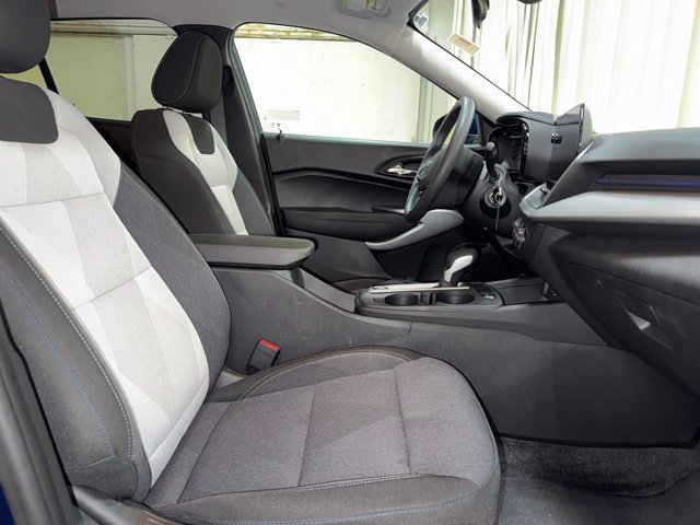 Used 2024 Chevrolet Trax LS w/ LS Convenience Package FWD image 21