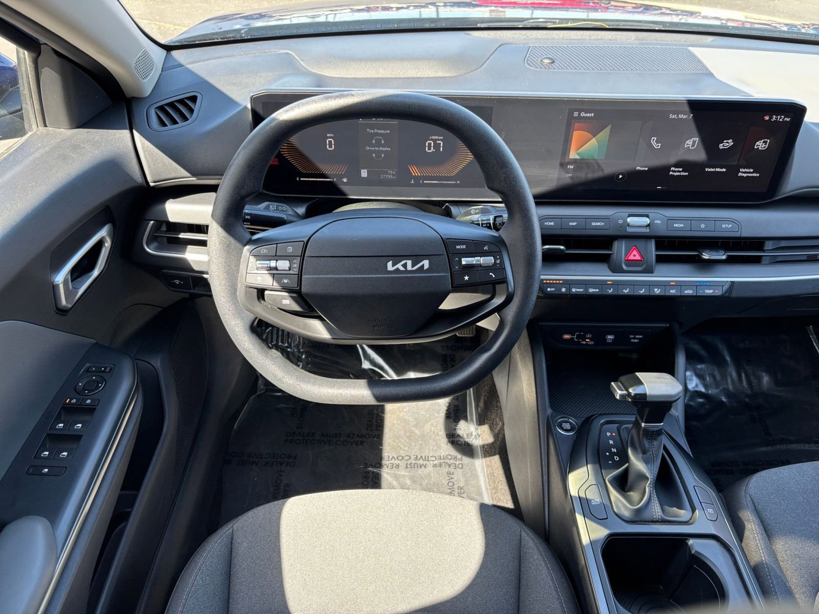 Used 2025 Kia K4 FWD image 32