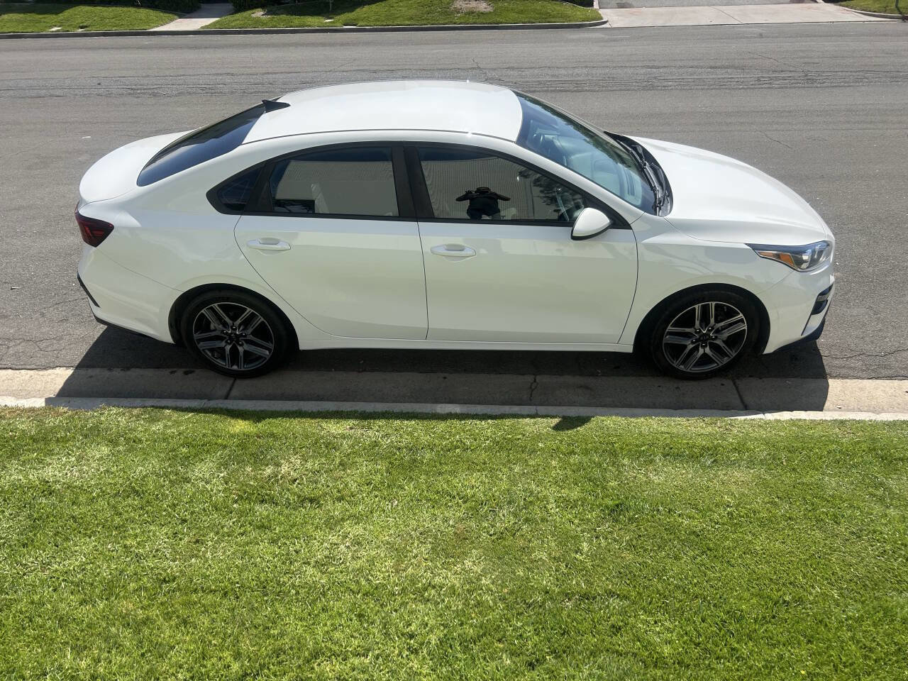 Used 2019 Kia Forte S image 3