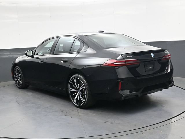 Used 2024 BMW 540i xDrive w/ Executive Package AWD/4WD image 5