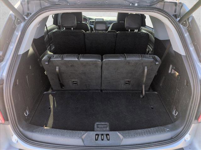 Used 2024 Ford Explorer XLT w/ Equipment Group 202A RWD image 6