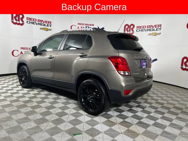 Used 2021 Chevrolet Trax LT w/ Sport Edition image 6