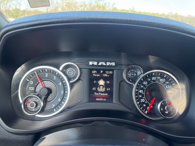 Used 2024 RAM 2500 Big Horn AWD/4WD image 17
