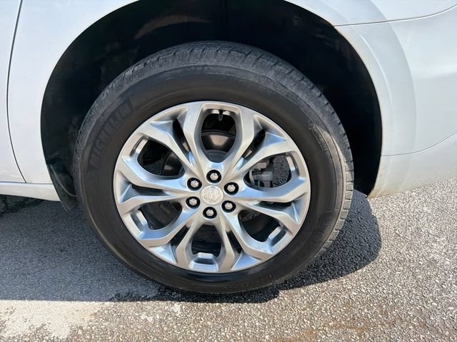 Used 2020 Buick Enclave Avenir w/ Avenir Technology Package AWD/4WD image 31