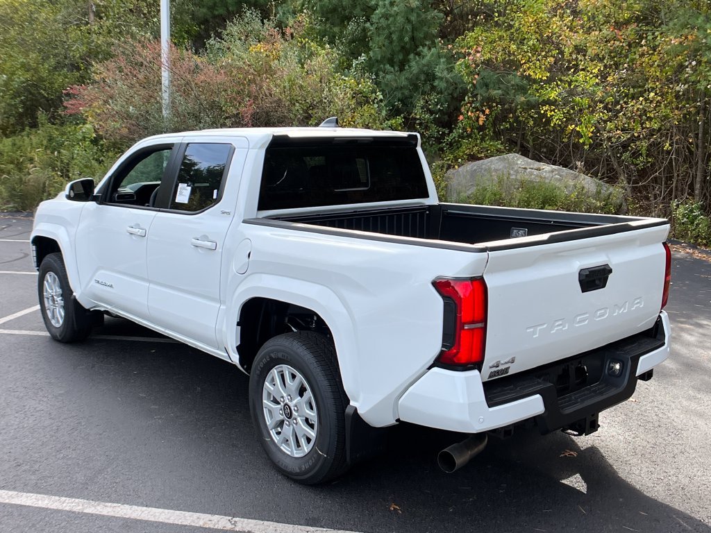 New 2026 Toyota Tacoma SR5 AWD/4WD image 3