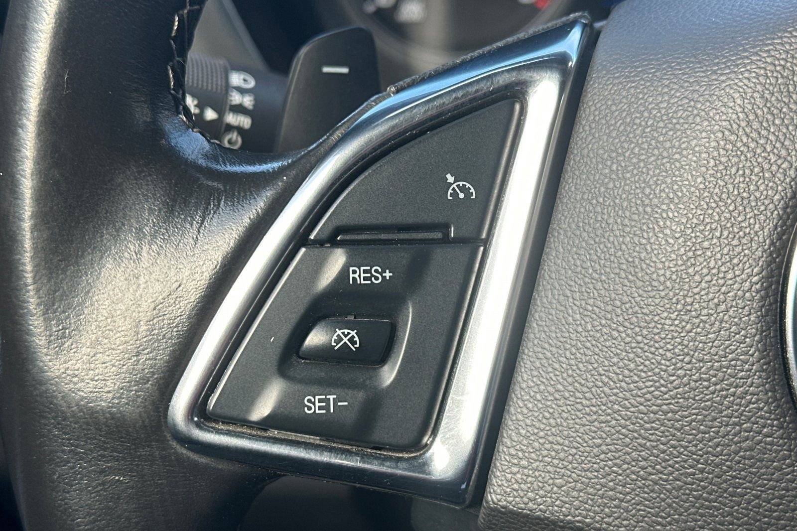 Used 2023 Chevrolet Camaro LT image 37