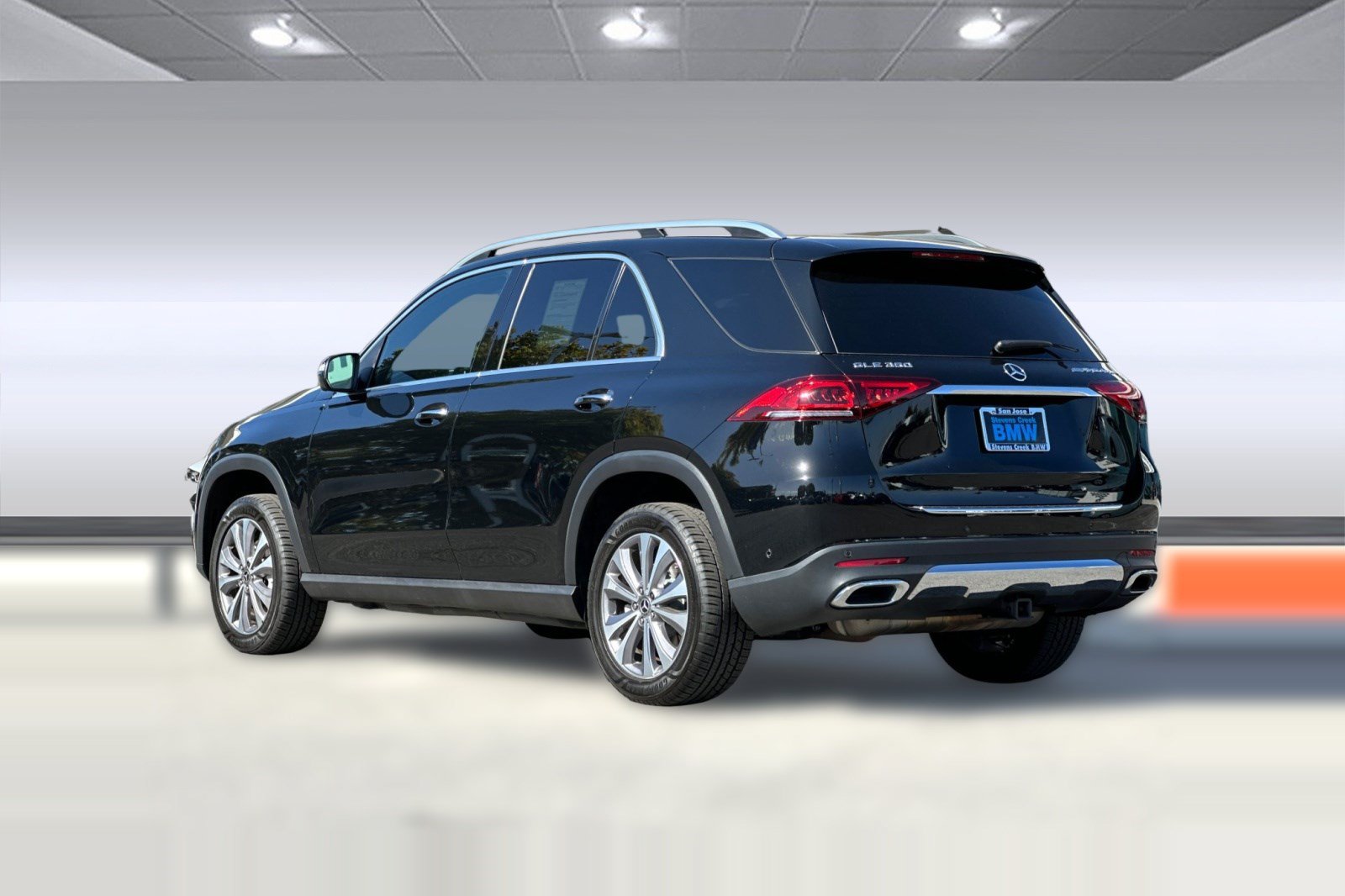 Used 2022 Mercedes-Benz GLE 350 4MATIC image 3