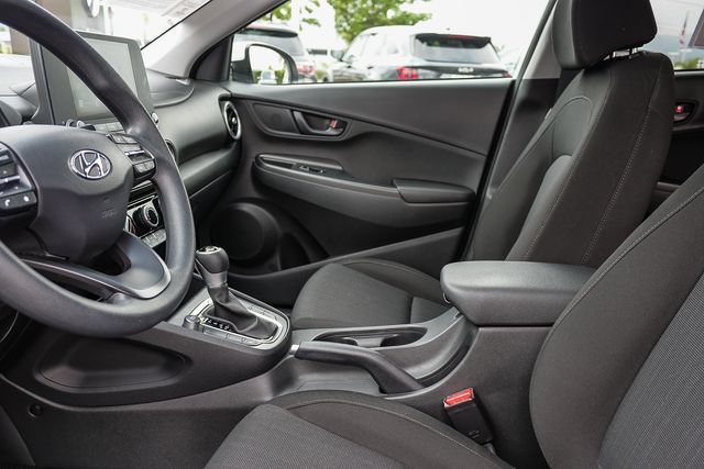Certified 2022 Hyundai Kona SEL AWD/4WD image 18