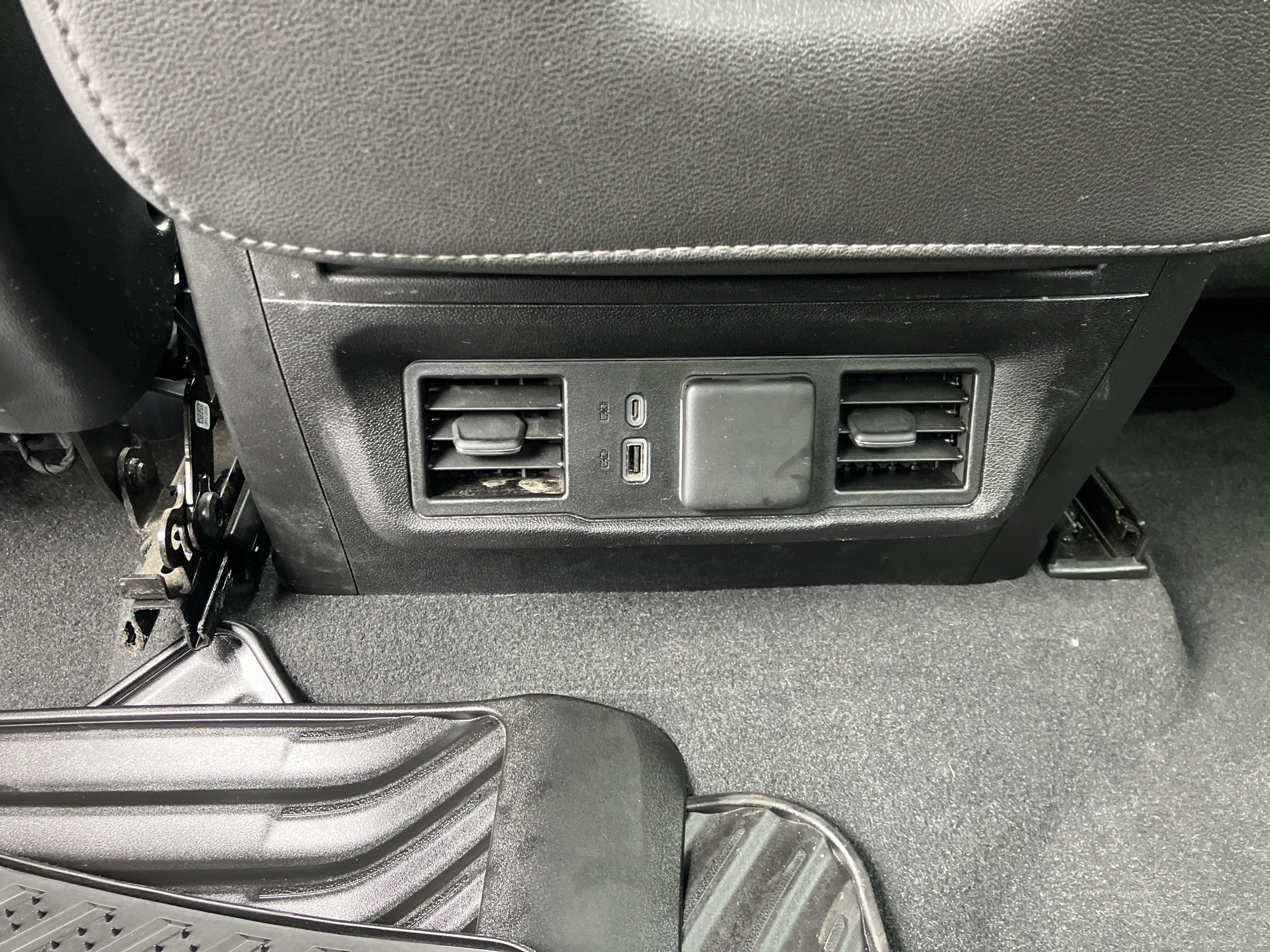 Used 2022 Chevrolet Silverado 1500 LT image 13