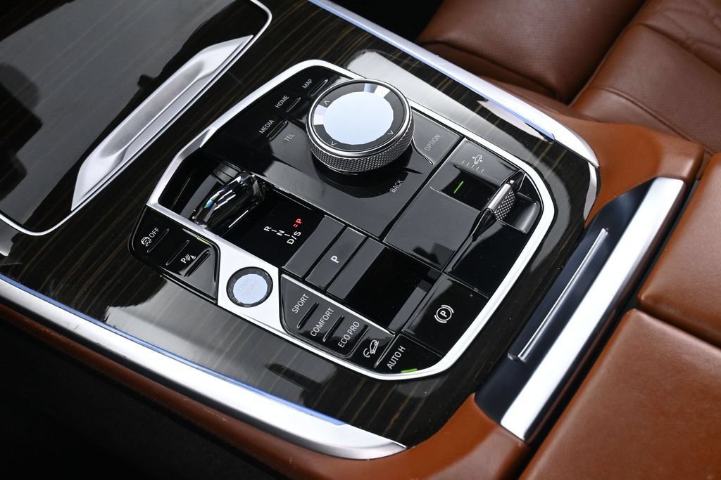 Used 2024 BMW X7 M60i w/ Executive Package AWD/4WD image 50