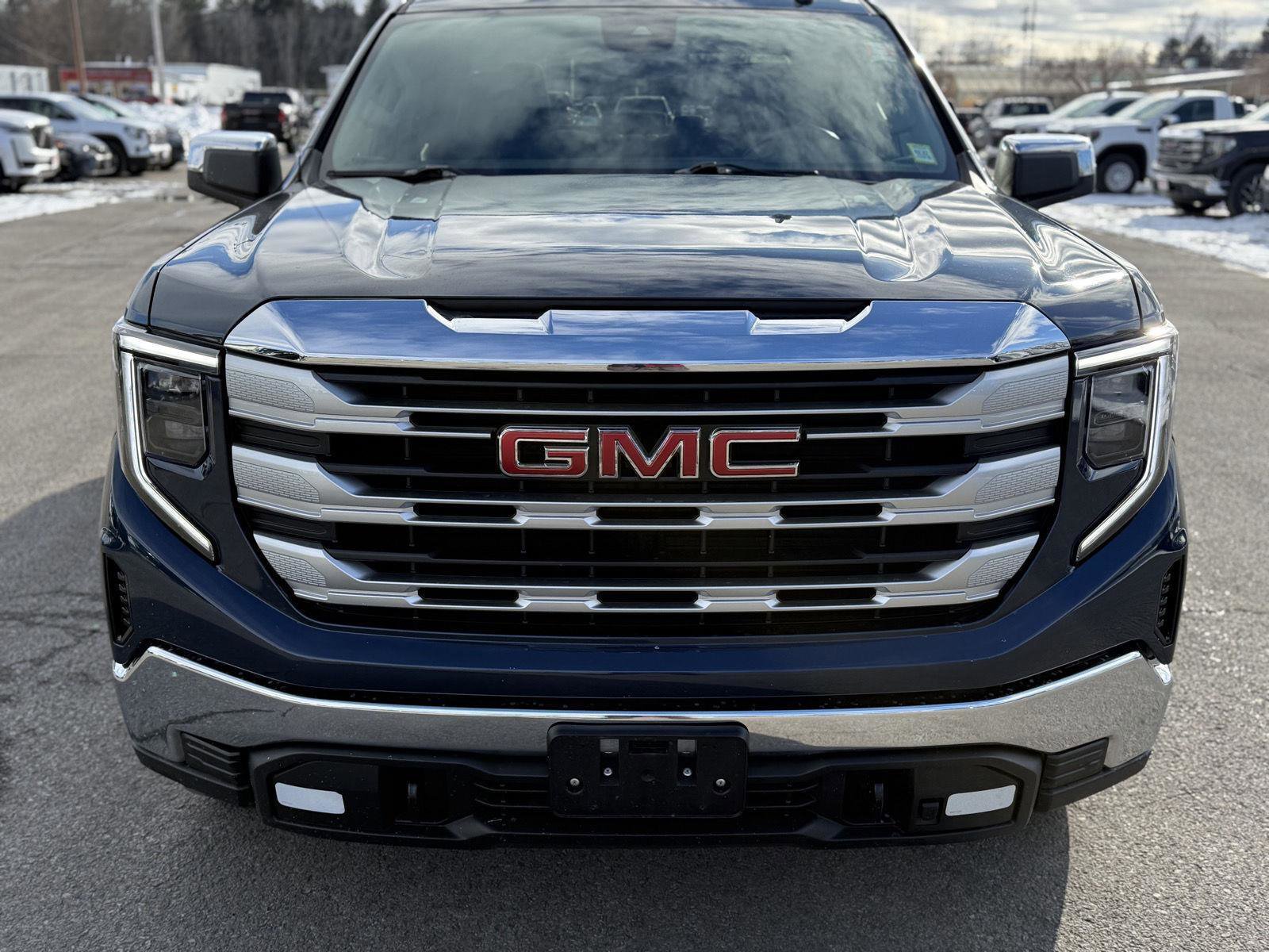 Certified 2023 GMC Sierra 1500 SLE image 2