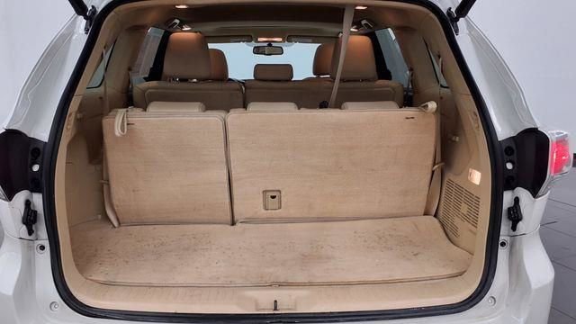 Used 2015 Toyota Highlander XLE image 11