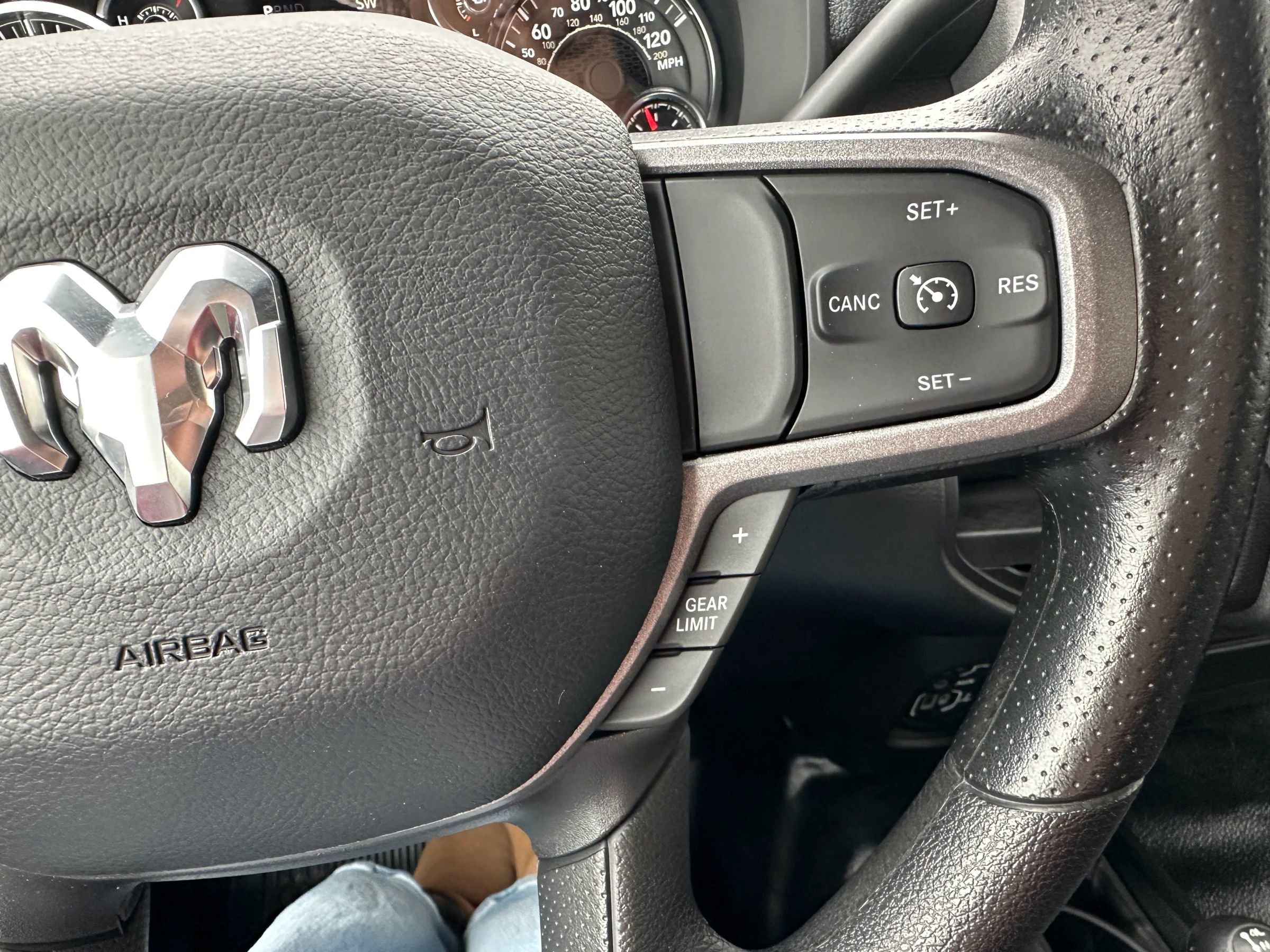 Used 2024 RAM 3500 Tradesman image 19