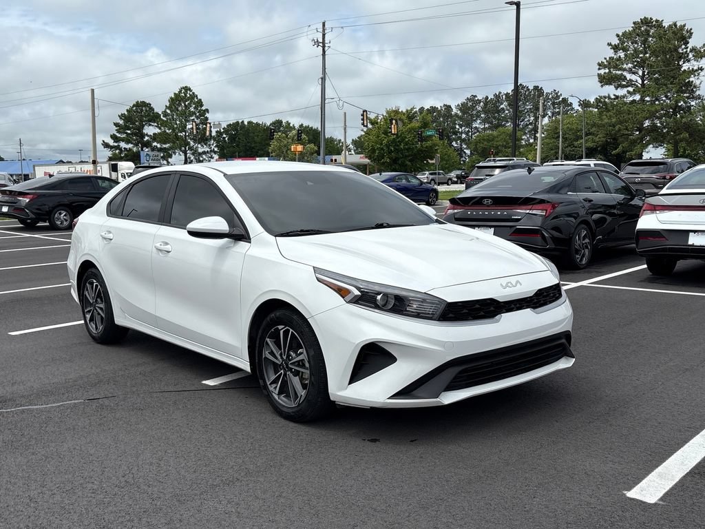 Used 2024 Kia Forte LXS FWD image 8