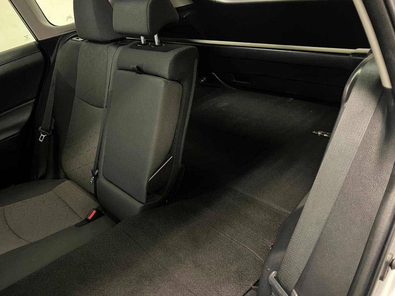 Used 2024 Toyota RAV4 XLE image 30