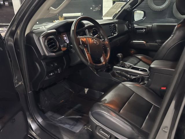 Used 2020 Toyota Tacoma TRD Off-Road w/ TRD Premium Off Road Package image 14