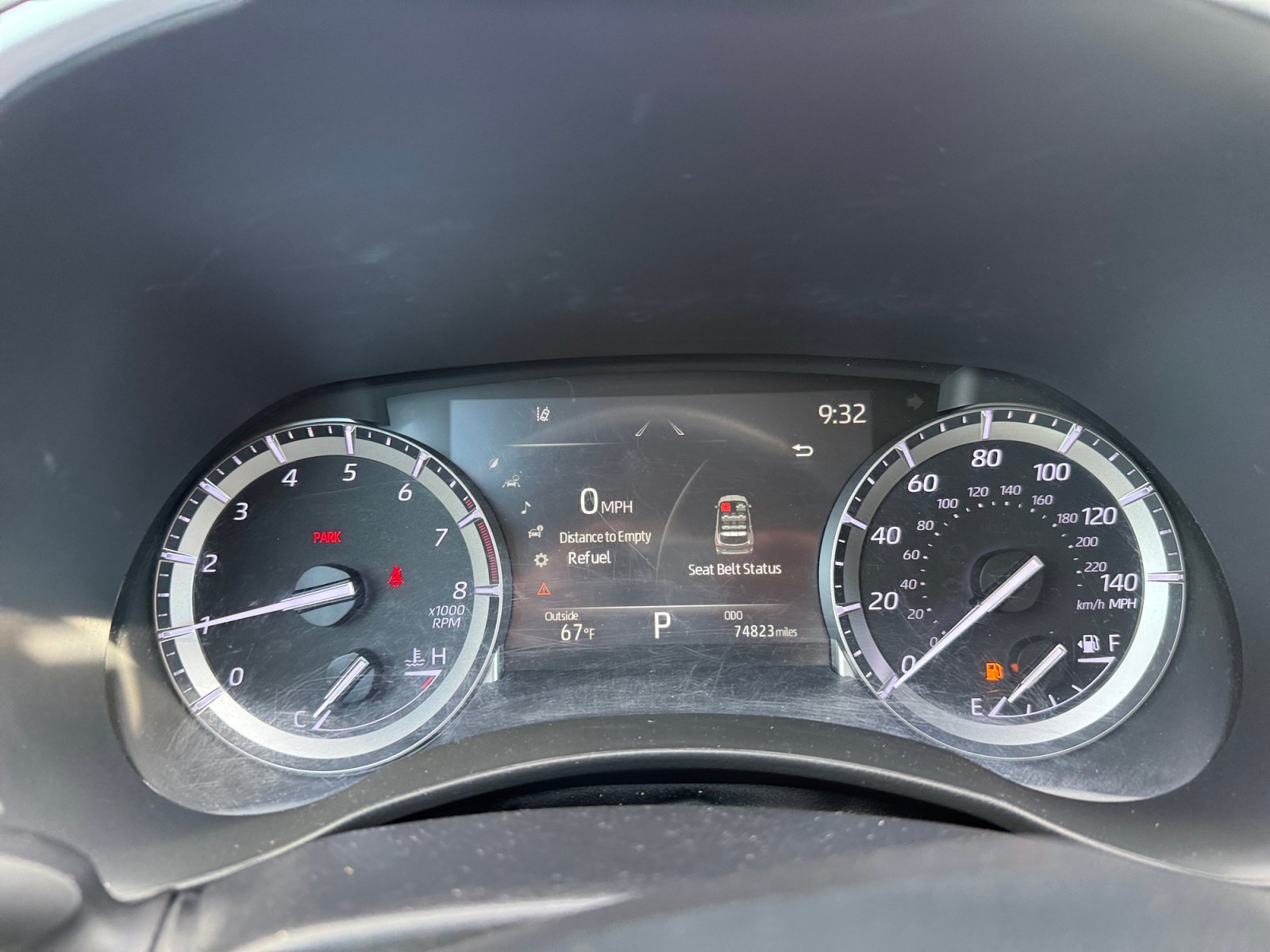 Used 2022 Toyota Highlander XLE FWD image 11